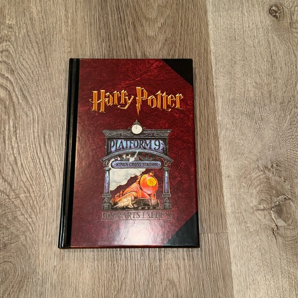 Warner Bros. Other - NEW Harry Potter Vintage 2000 Hogwarts Express Lined Journal